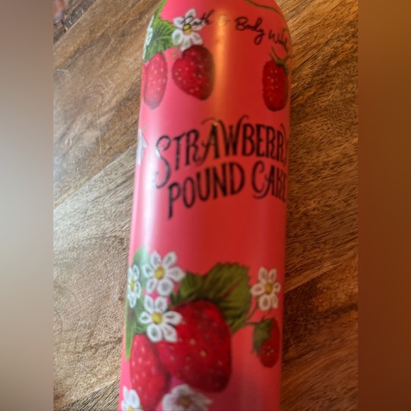 DQ Bath & Body Works STRAWBERRY POUND CAKE Whipped Body Mousse 5.3 Oz / 153G NEW - Picture 11 of 12
